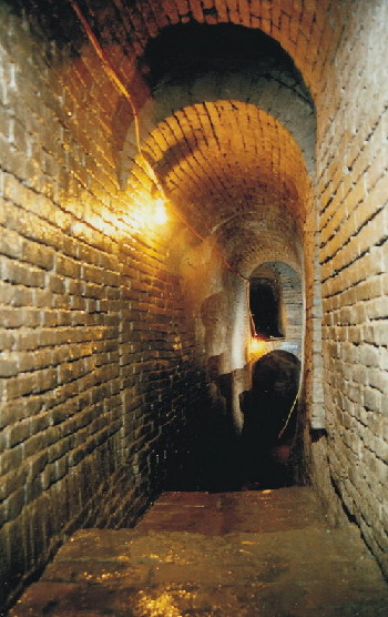 Cao Cao Underground Tunnel for Transporting Troops