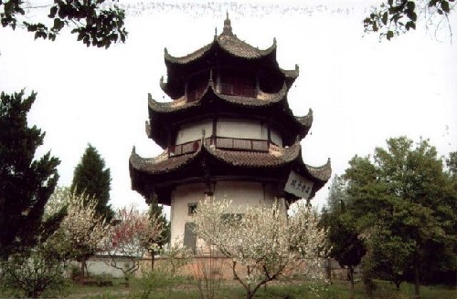 Taohua (Peach Blossom) Pool