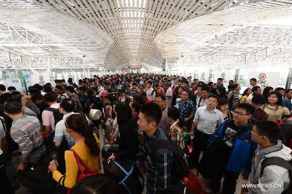 Travel rush witnessed at Hefei Railway Station