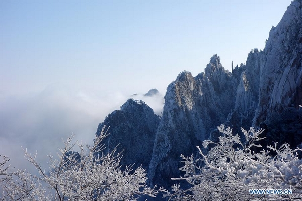 Snow scenery on Huangshan Mountain in E China