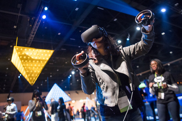 Xiaomi, Oculus in VR set deal