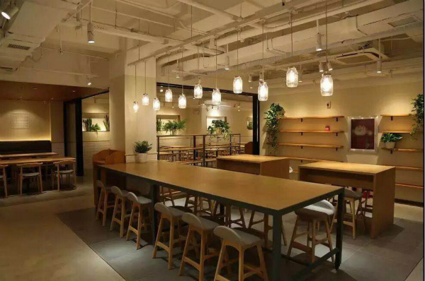 A nice cafeteria for Zhongguancun innovators