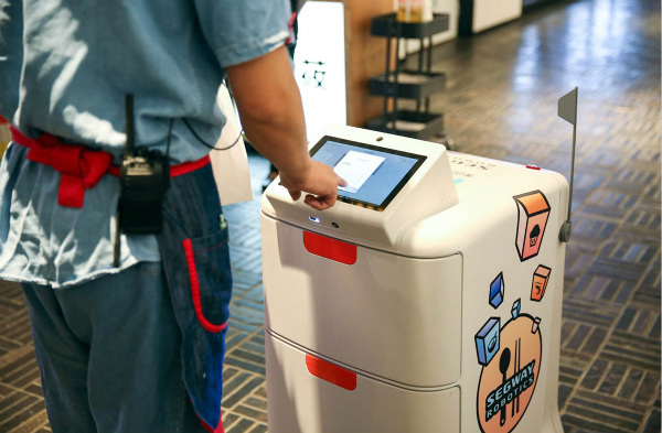 Unmanned robots delivering a smart future