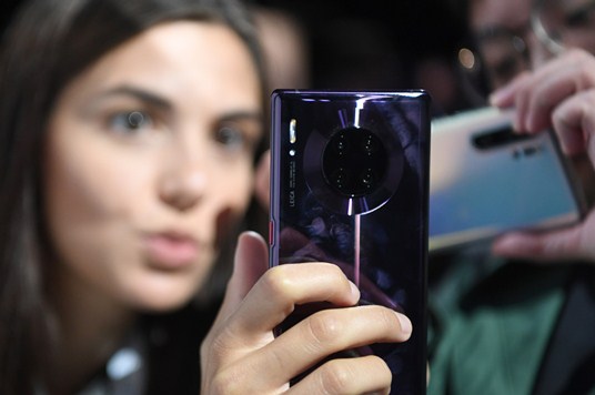 China's 5G phone shipments surpass 5m in January