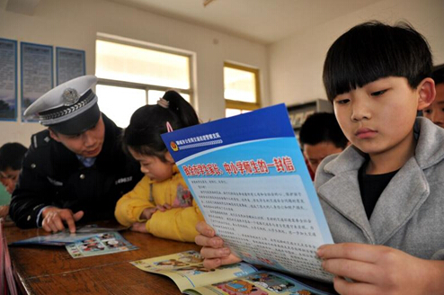 Traffic safety educational lessons in school