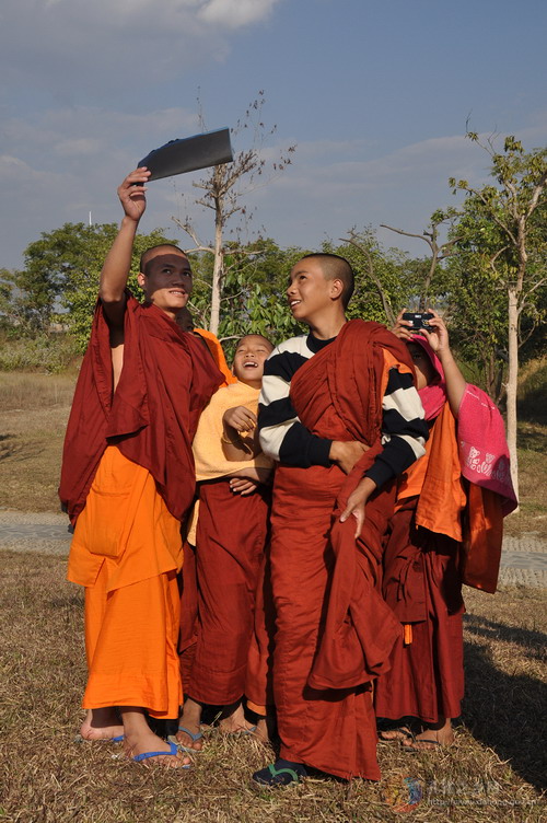 Photos by Zhang Jianping