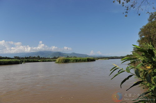 Photos by Yin Angang