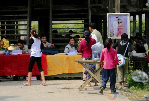 Photos by Dou Mingmin