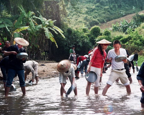 Photos by Du Jierong