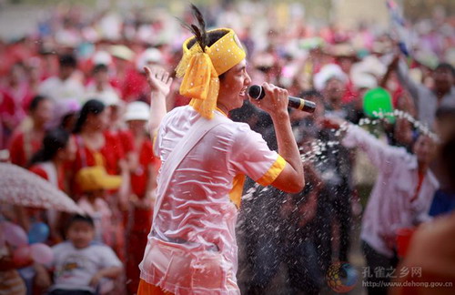 Photos by Lan Tianshui