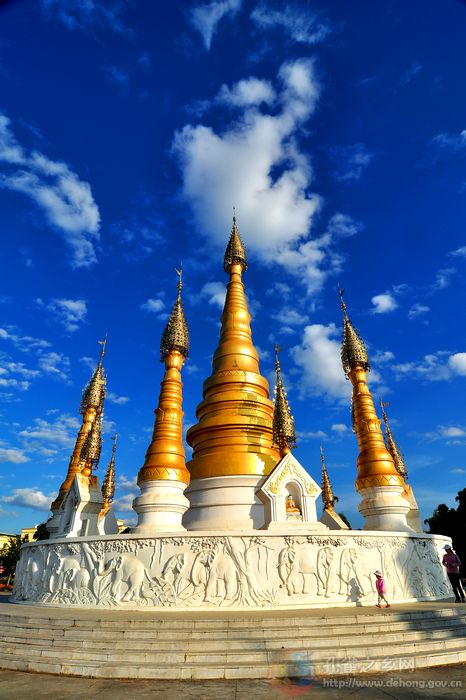 Photos by Luo Zengwen