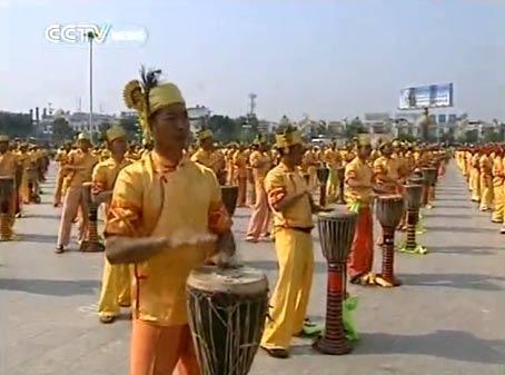 1400-people elephant foot drum dance apply for world Guinness records