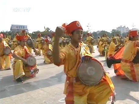 1400-people elephant foot drum dance apply for world Guinness records