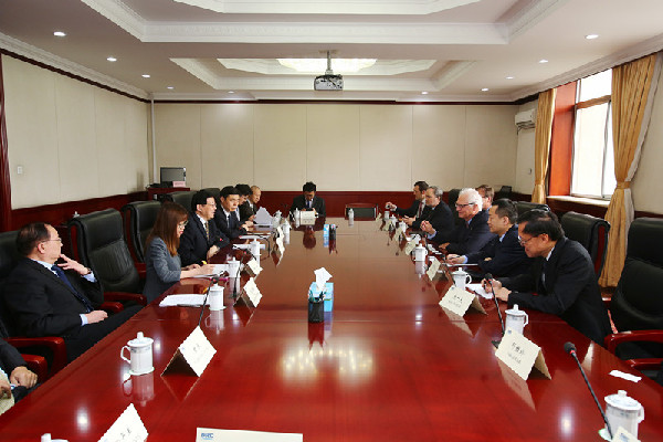 Li Wei meets with Chairman of Canada-China Business Council