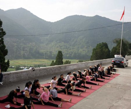 Dance among mountains: Pingshun Art School in N China's Shanxi