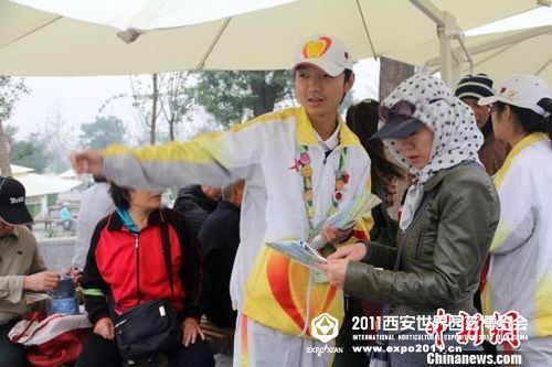 Volunteers worked hard to assure complete success at the Xi'an Expo