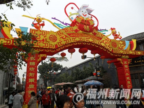 三坊七巷灯会13日开始亮灯 南后街布置2011灯墙