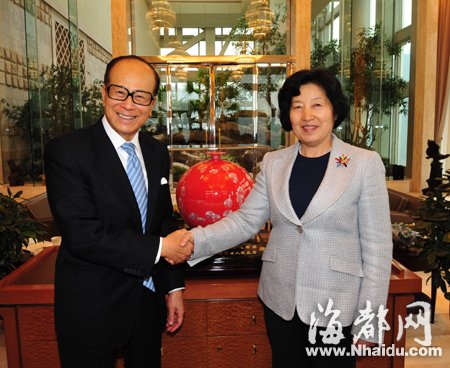 福建省委书记孙春兰拜会著名华人企业家李嘉诚
