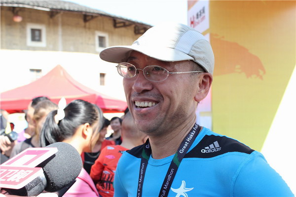 Huaqiao University associate professor wins first Hakka Marathon