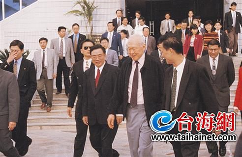 Lee Kuan Yew leaves footprint in Xiamen