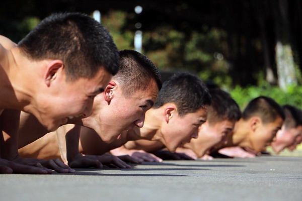 Practice makes perfect for firemen in Xiamen[2