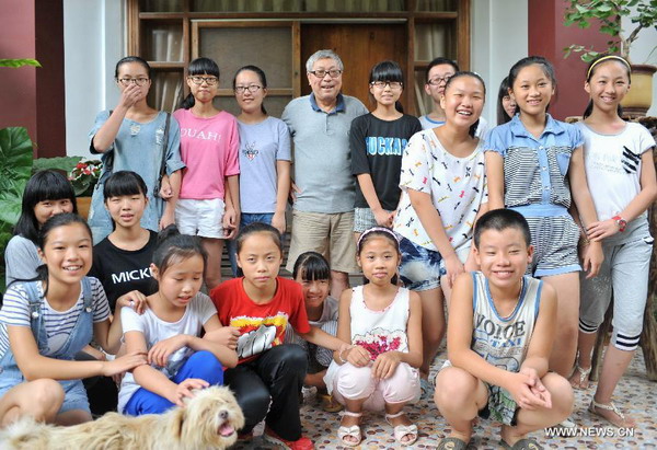 Taiwan compatriot Lin Nien-sheng runs free school in Fujian