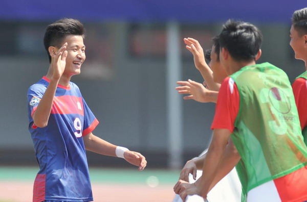 Men's U16 football kick off at National Youth Games