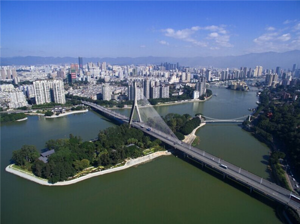 'Fuzhou Blue' pictures popular among netizens