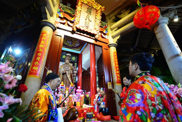 World's largest redwood Mazu statue settles in Fujian