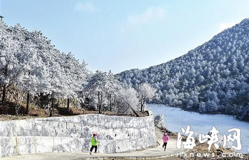 Fujian blanketed in white
