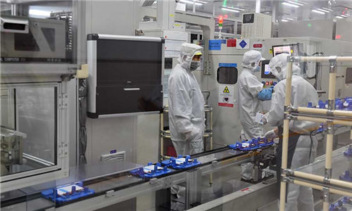 CATL achieves 304Wh/kg in new battery cells