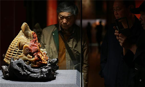 Shoushan Stone carvings on display in Beijing