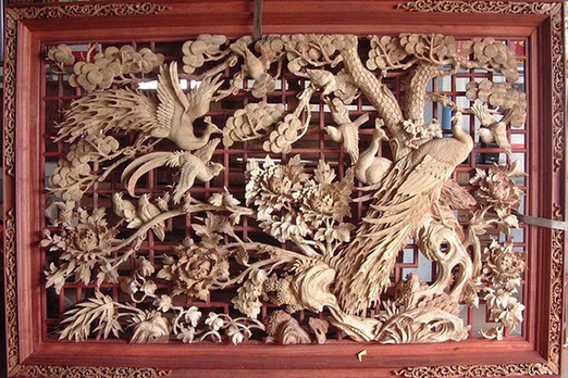 Pan Mountain temple woodcarving