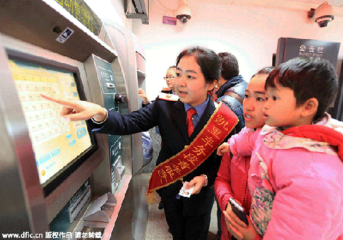 Home sweet home: Spring Festival train tickets go on sale