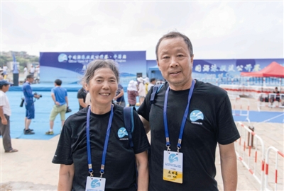 Cross-Strait swimming race lures swimmers of all ages
