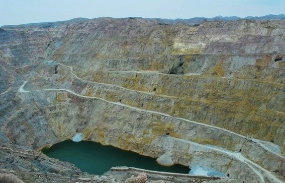 Huoyan Mountain National Mine Park