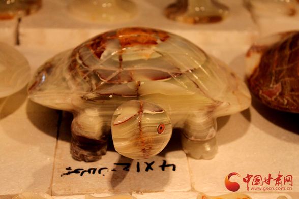 Tourism exhibition brings in over 300m yuan