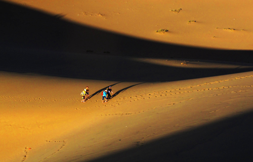 Something not to miss – autumn hike in Chinese desert