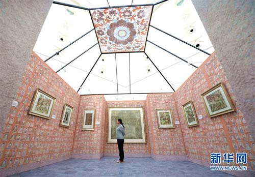 Dunhuang mural paintings exhibition opens in Hebei