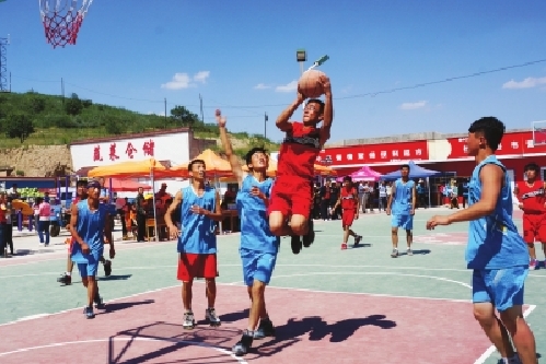 Villagers get active in Lanzhou