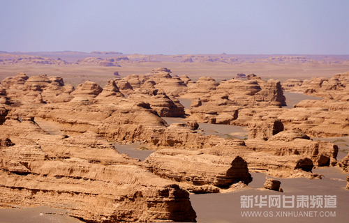 Dunhuang Yardang National Geological Park shines in Gansu