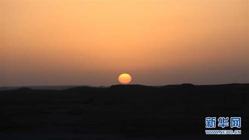 Dunhuang Yardang National Geological Park shines in Gansu