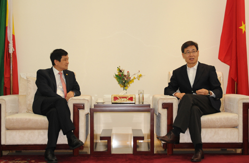 Yang Yisheng visits Ambassador of China in Ethiopia