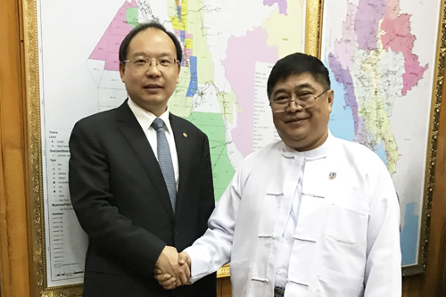 Chen Xiaohua visited Myanmar's Minister of Electricity and Energy U Pe Zin Tun