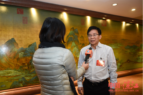 Zhanjiang deputies' views on Govt Work Report