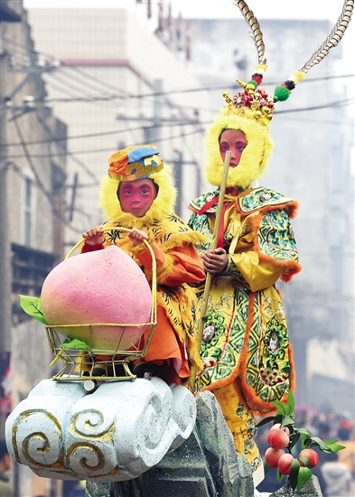 Folk customs in Zhanjiang add fervor to Spring Festival