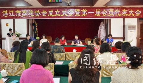 Zhanjiang sets up qipao association to rekindle classic woman's etiquette