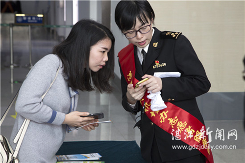 Zhanjiang Airport helps commuters get home during Spring Festival
