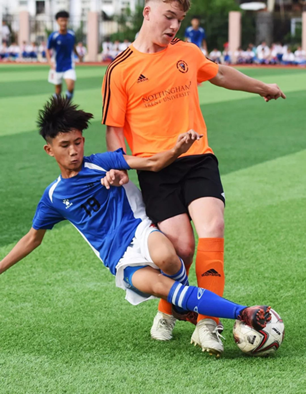 Youth friendly match forges closer Sino-British ties