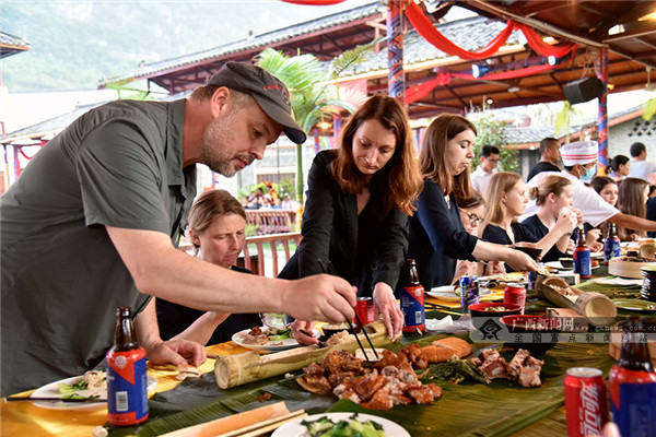 German delegation joins in festive revelry in Yizhou